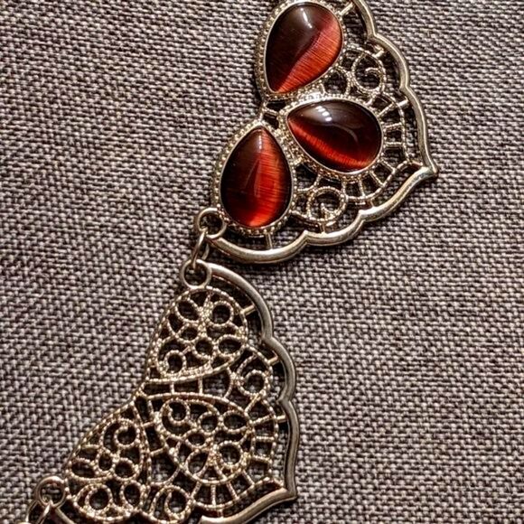 Foil heart design statement necklace w/plum/purple cats eye beads w/ earrings - Picture 10 of 13